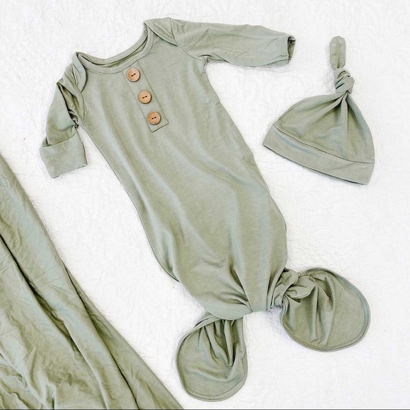 Caden Lane Matching Sets Caden Lane Solid Moss Bamboo Baby Knot